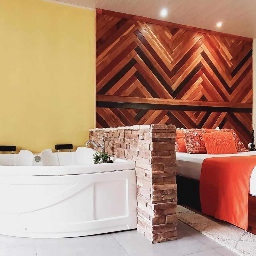 Yellow Tree Suites La Fortuna ภายนอก รูปภาพ